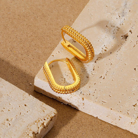Boucles d'oreilles diamant en forme de U, or 18 carats