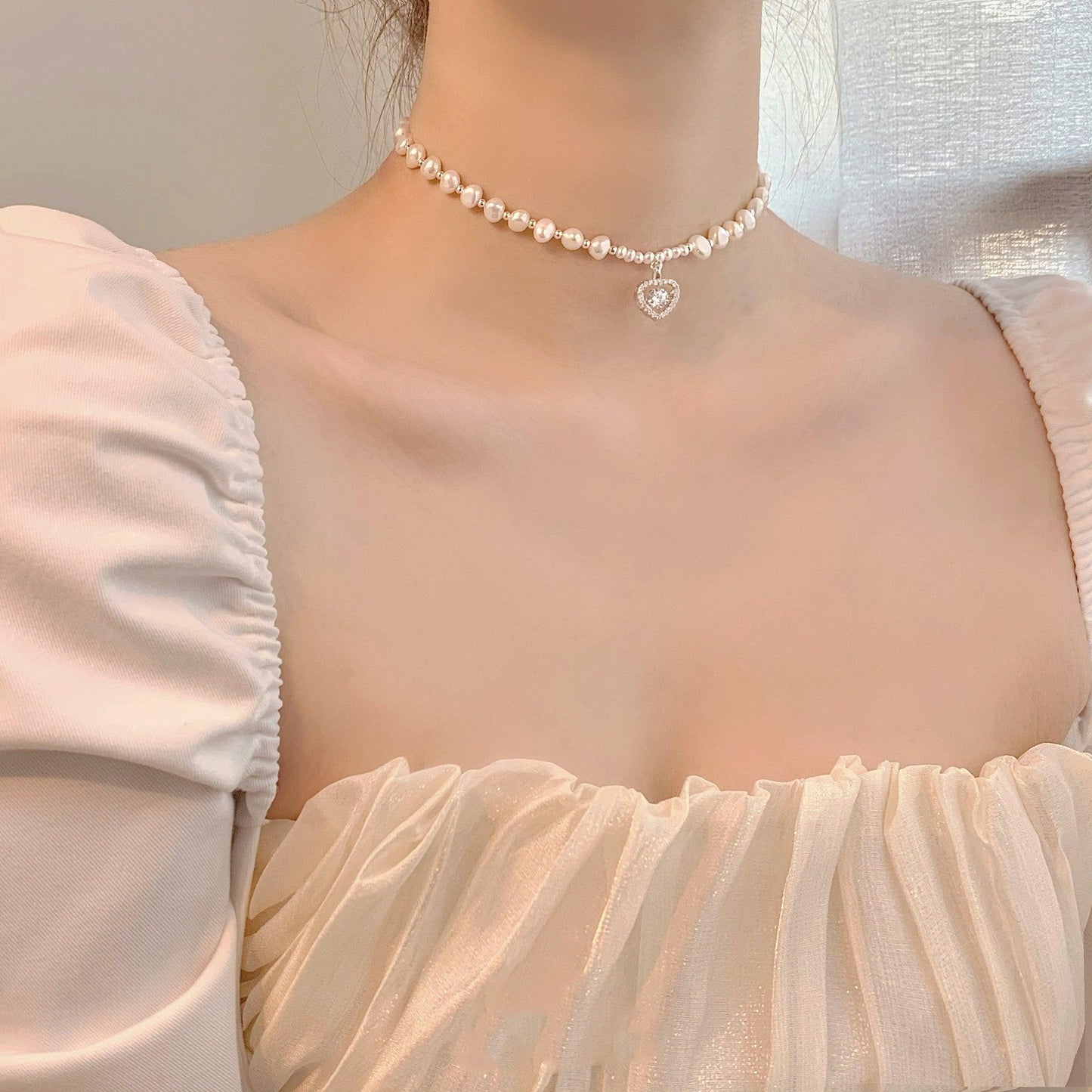 French Elegant Pearl Beating Heart